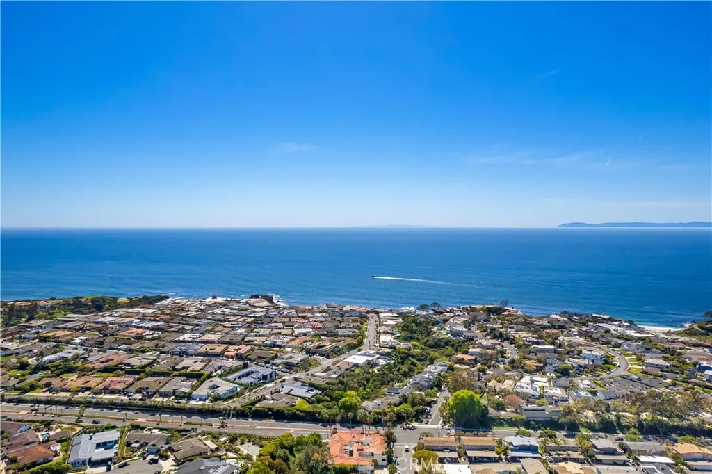 Corona del Mar, California 92625, United States, 3 Bedrooms Bedrooms, ,3 BathroomsBathrooms,Residential,Active,154502