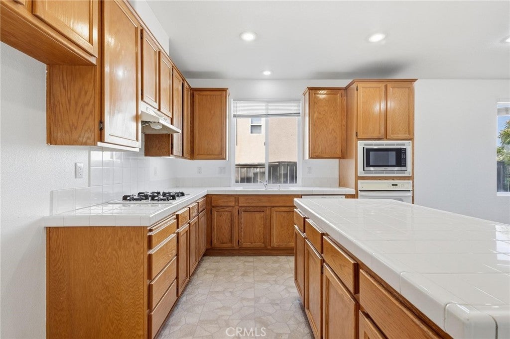 30780 Point Woods Court