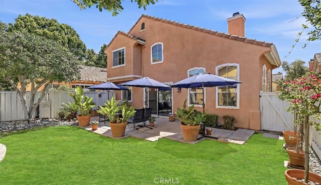 18 Parthenia, Irvine CA 92606