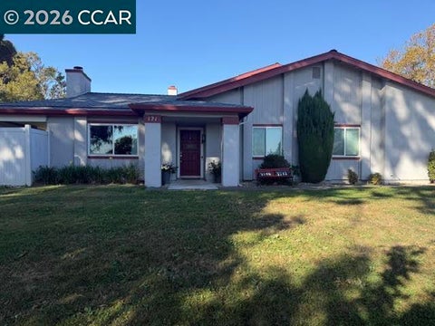 Photo of 121 Rosario Ct Ct, San Ramon, CA 94583 (MLS # 41151490)