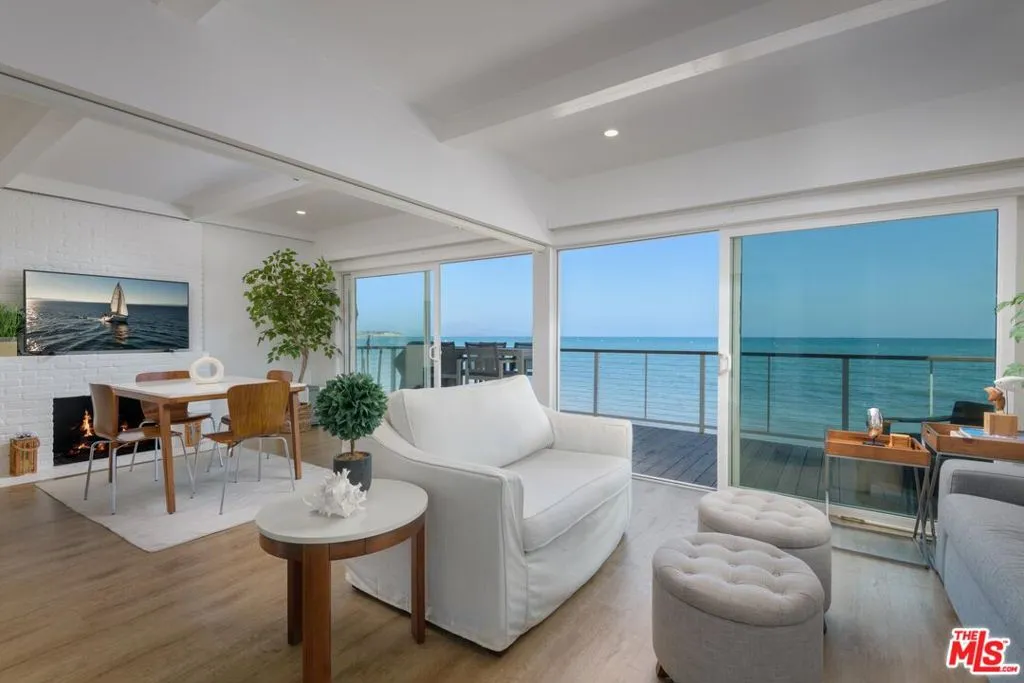 Santa Barbara, California 93108, United States, 2 Bedrooms Bedrooms, ,4 BathroomsBathrooms,Residential,Active,158702