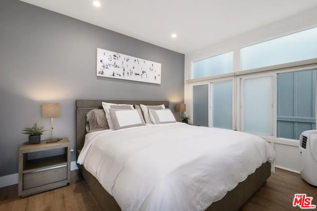 Santa Barbara, California 93108, United States, 2 Bedrooms Bedrooms, ,4 BathroomsBathrooms,Residential,Active,158702