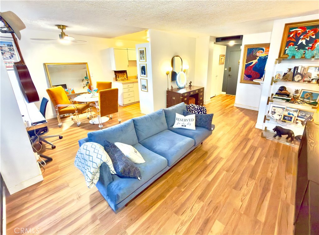100 Atlantic Ave 310, Long Beach, CA, 90802: CarlosSellingHouses.com 100 Atlantic Ave 310