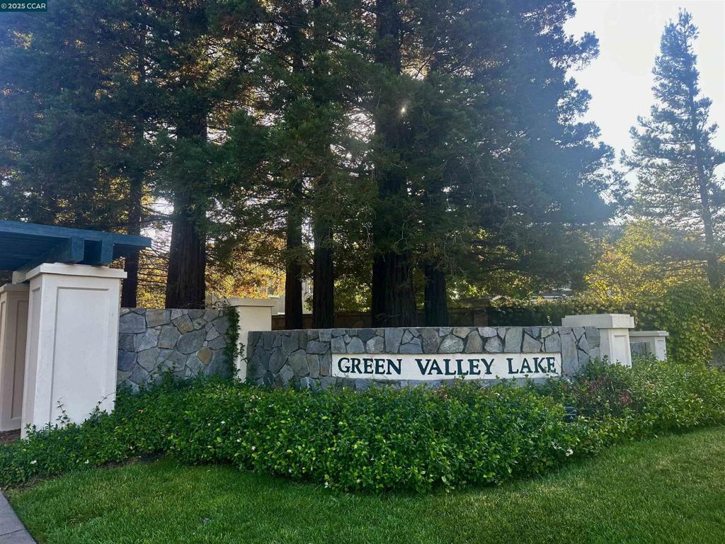 GREEN VALLEY LAK - Residential