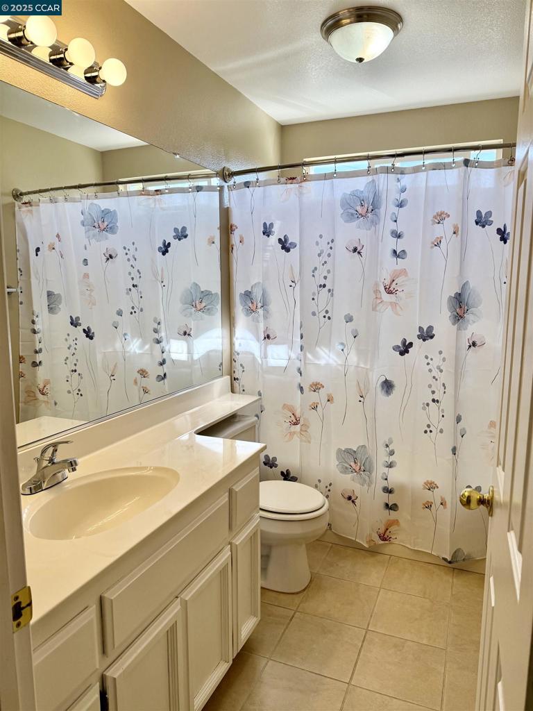 GREEN VALLEY LAK - Residential