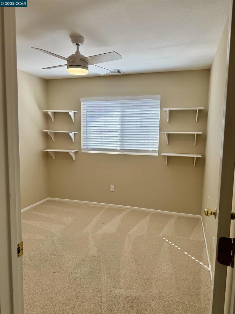 GREEN VALLEY LAK - Residential