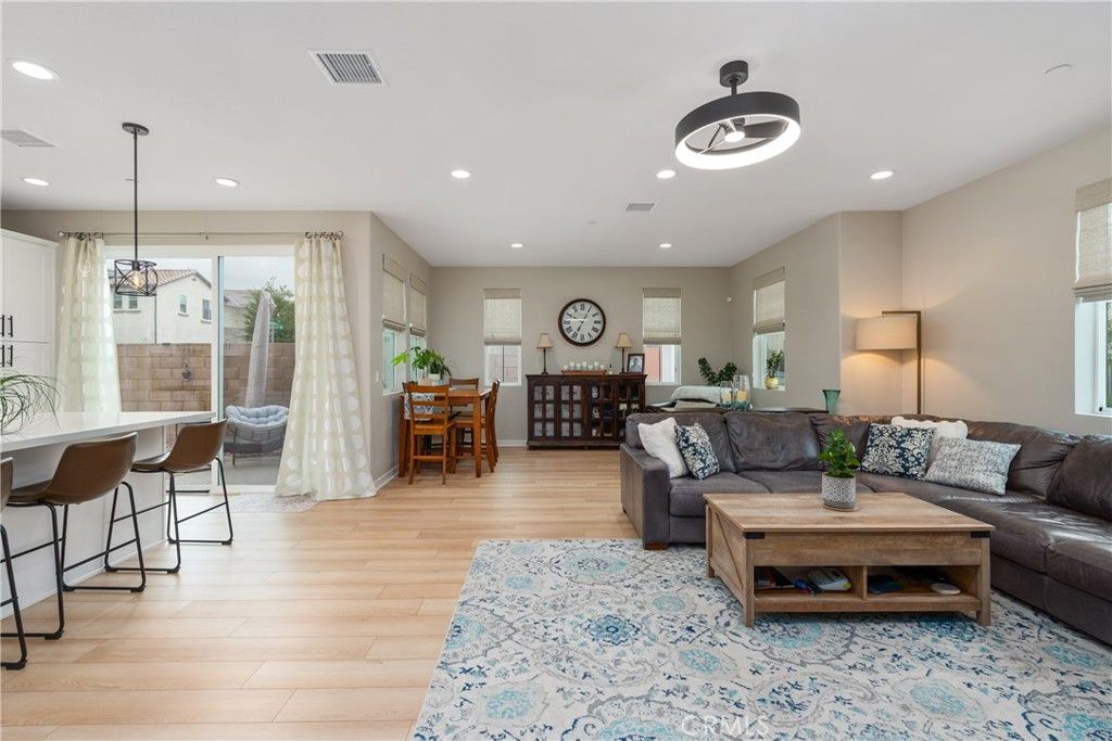 Photo of 13877 Gazania Ln, Fontana, CA 92336 (MLS # PW25226827)