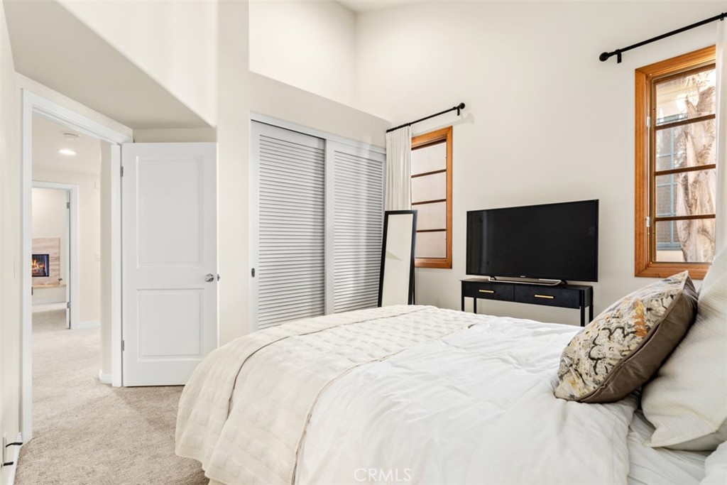 Corona del Mar South of PCH (CDMS) - Residential Lease