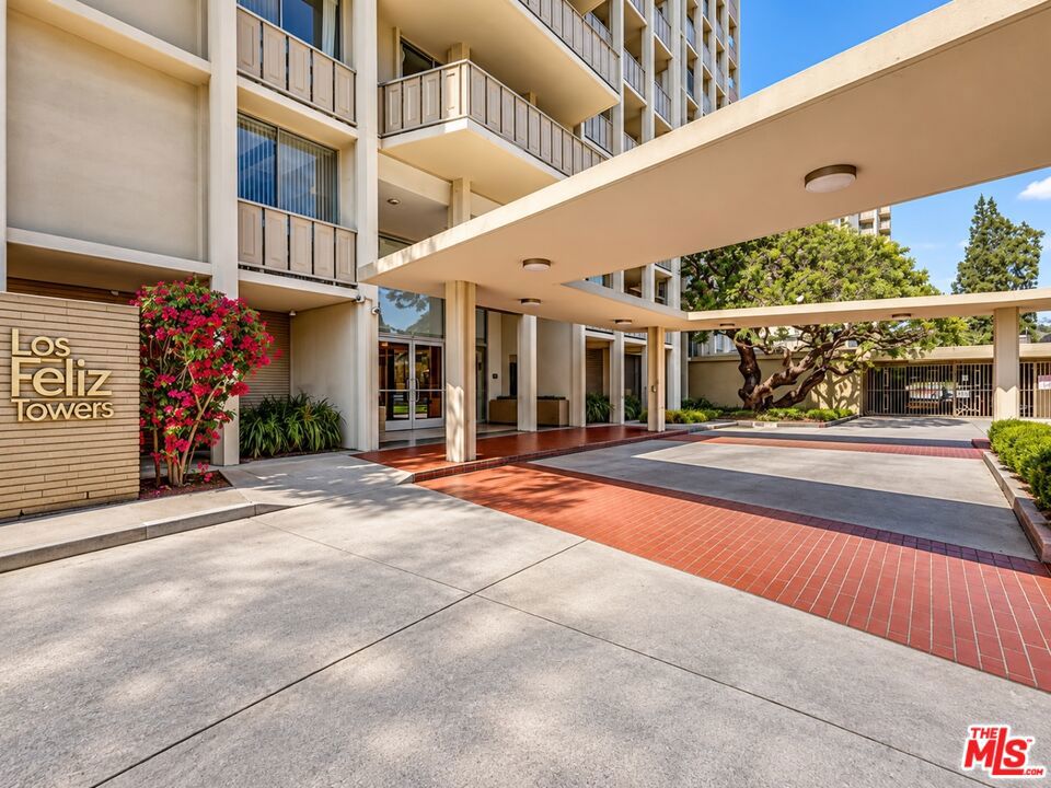 4455 Los Feliz Boulevard 1105