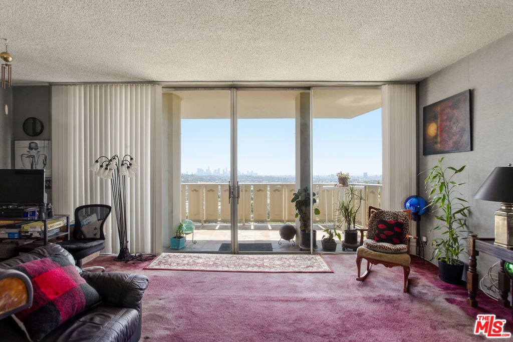 4455 Los Feliz Boulevard 1105