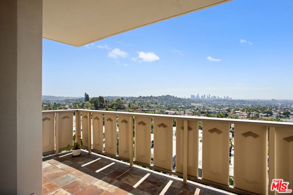 4455 Los Feliz Boulevard 1105, Los Angeles CA 90027