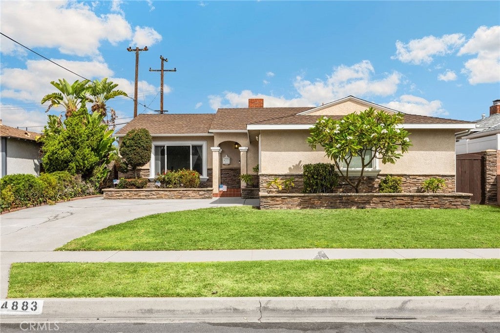 14883 Goodhue