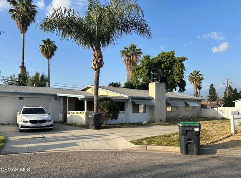 Photo of 25880 Clearview Drive, Hemet, CA 92544 (MLS # 225002328)
