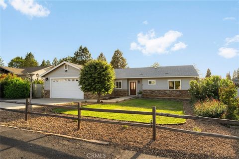 Photo of 6107 Vista Knolls Drive, Paradise, CA 95969 (MLS # SN26109899)