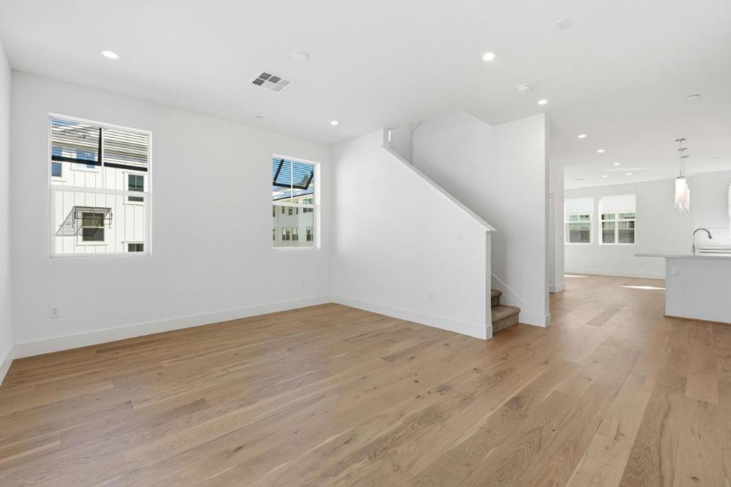 224 Oak Circle