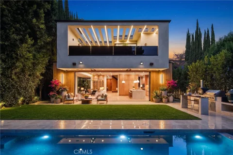 14812 Huston Street, Sherman Oaks, CA 91403 - MLS#: SR26025338