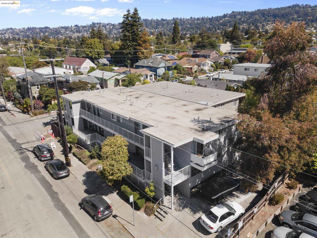 CENTRAL BERKELEY - Residential Income