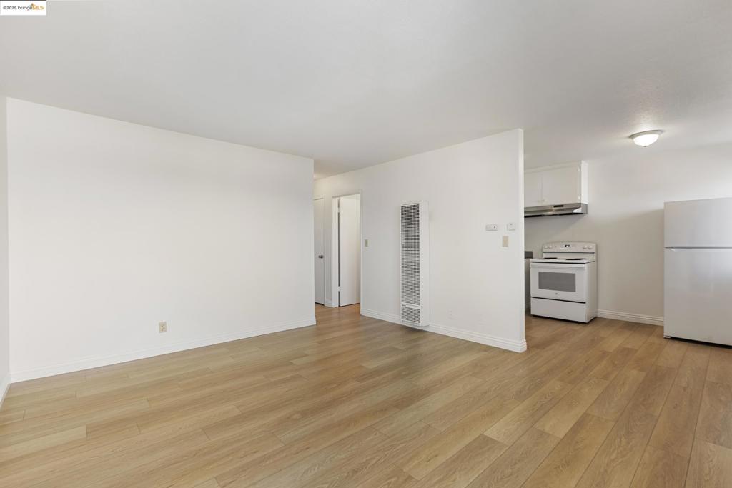 CENTRAL BERKELEY - Residential Income