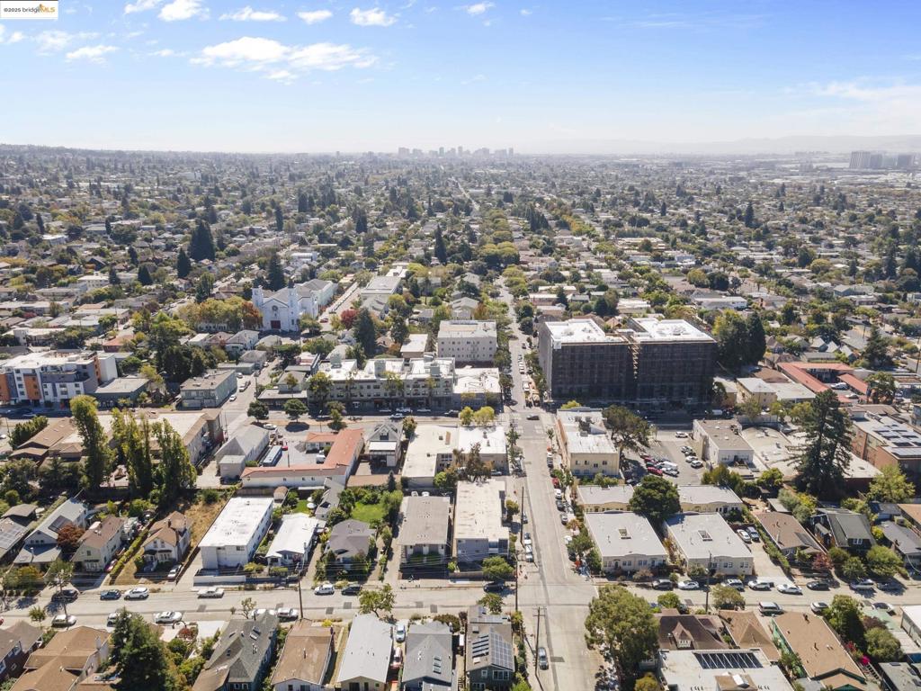 CENTRAL BERKELEY - Residential Income