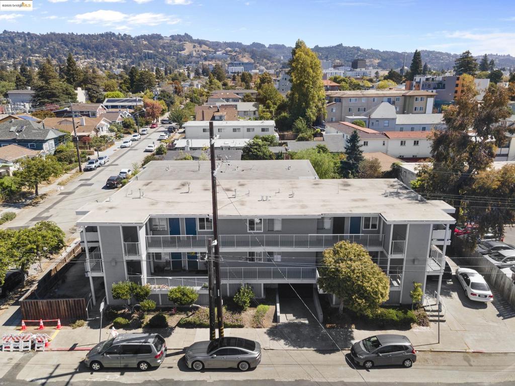 CENTRAL BERKELEY - Residential Income
