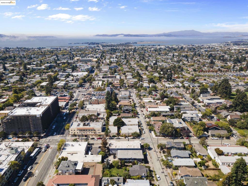 CENTRAL BERKELEY - Residential Income