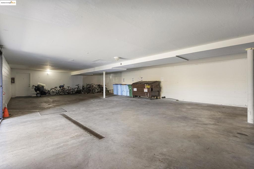 CENTRAL BERKELEY - Residential Income