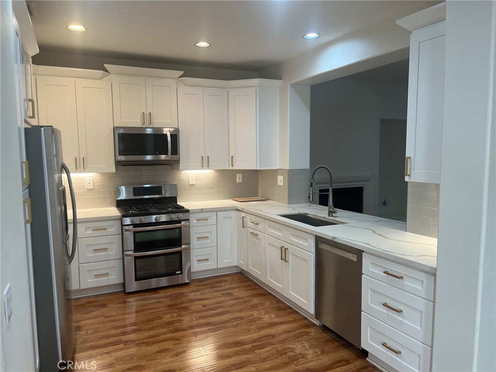 Twelve Picket Lane (TWPK) - Residential Lease