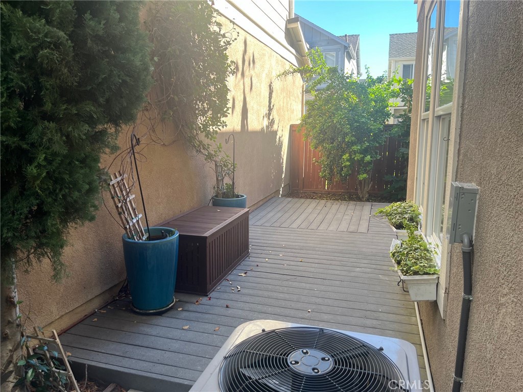 Twelve Picket Lane (TWPK) - Residential Lease