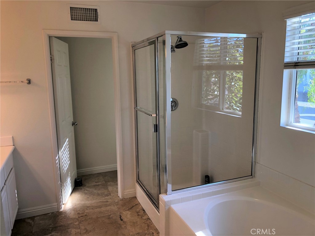 Twelve Picket Lane (TWPK) - Residential Lease