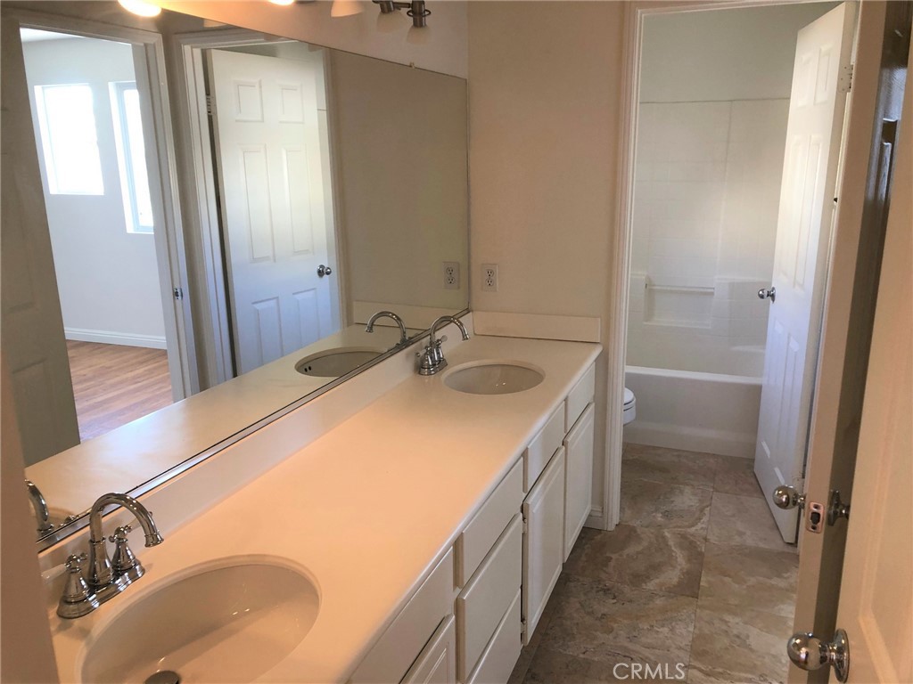 Twelve Picket Lane (TWPK) - Residential Lease