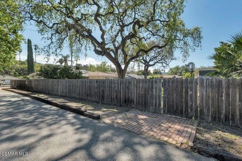 Tiny photo for 685 Paige Lane, Thousand Oaks, CA 91360 (MLS # 226000985)