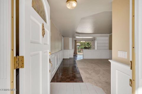 Tiny photo for 685 Paige Lane, Thousand Oaks, CA 91360 (MLS # 226000985)