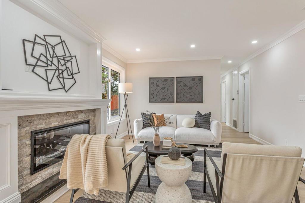 6883 Langmuir Lane