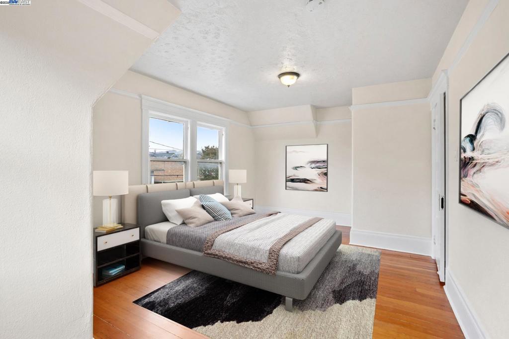 WEST OAKLAND - Residential Income