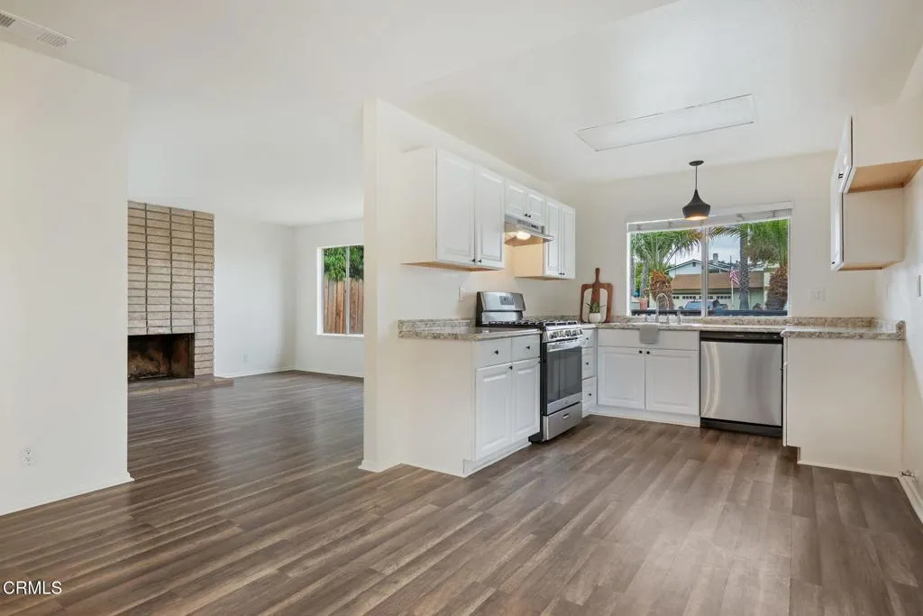 Oxnard, California 93036, United States, 3 Bedrooms Bedrooms, ,2 BathroomsBathrooms,Residential,Active,180961