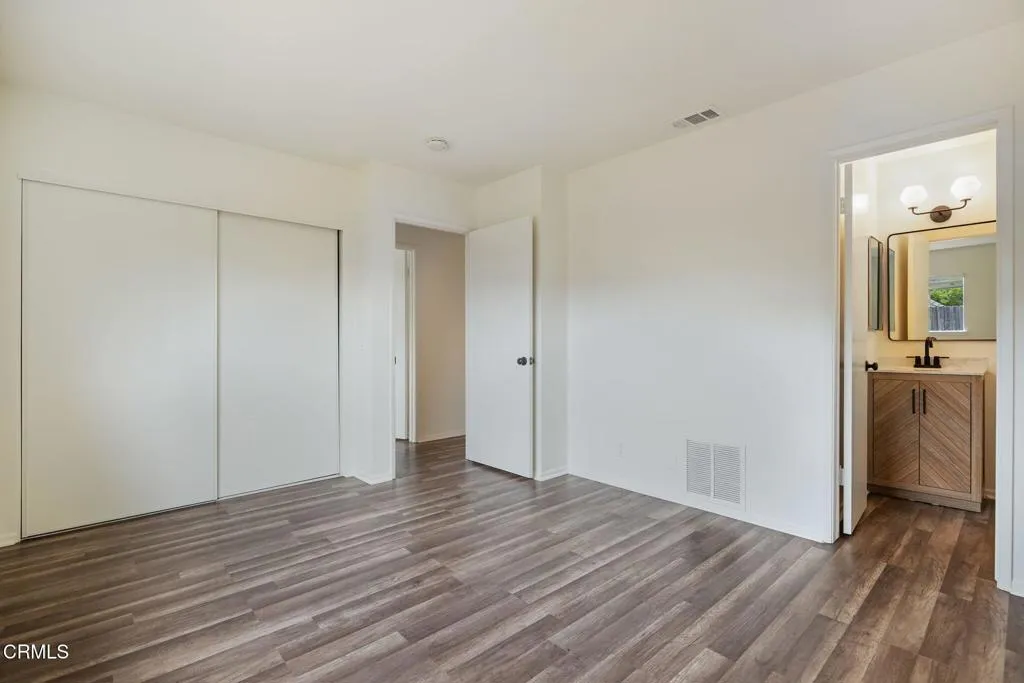 Oxnard, California 93036, United States, 3 Bedrooms Bedrooms, ,2 BathroomsBathrooms,Residential,Active,180961