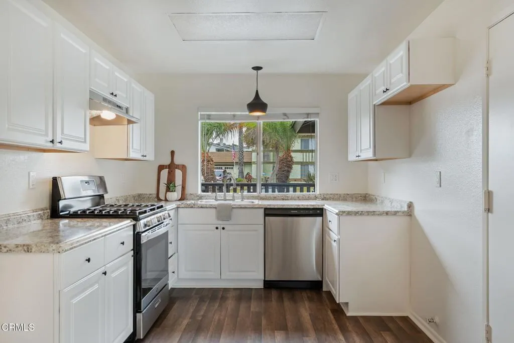 Oxnard, California 93036, United States, 3 Bedrooms Bedrooms, ,2 BathroomsBathrooms,Residential,Active,180961