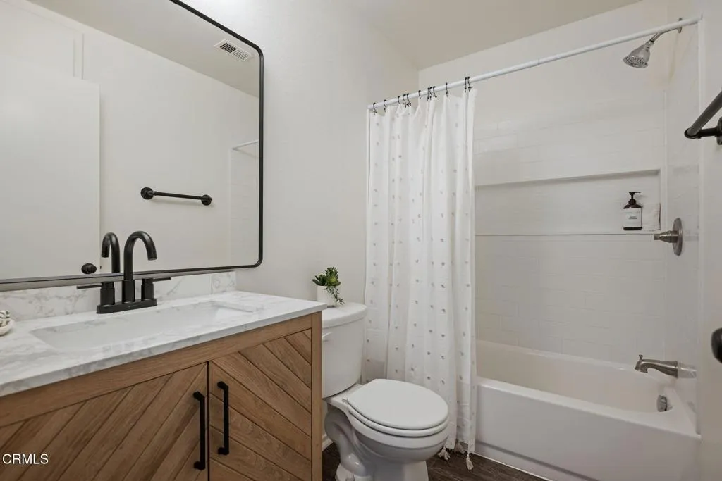 Oxnard, California 93036, United States, 3 Bedrooms Bedrooms, ,2 BathroomsBathrooms,Residential,Active,180961