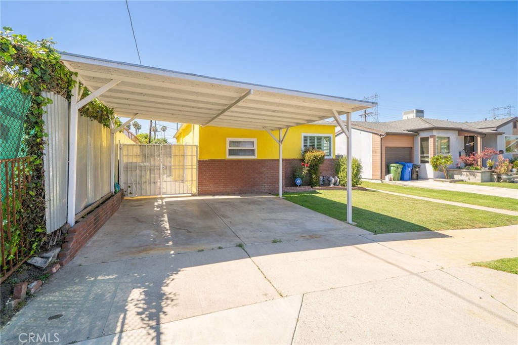 2737 S Spaulding