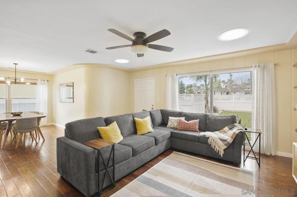 1003 Catalina Blvd