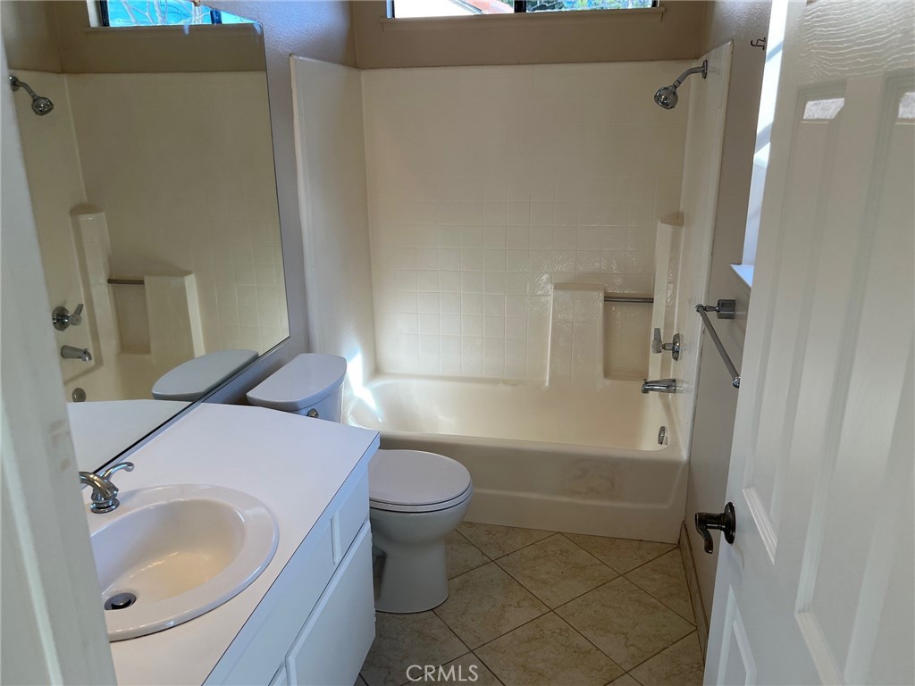 Vista Pacifica (VP) - Residential