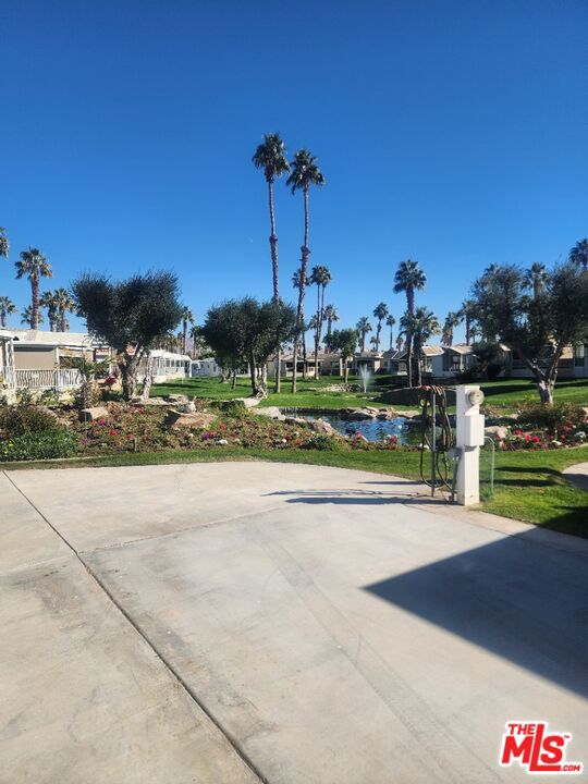 84136 Avenue 44 506
