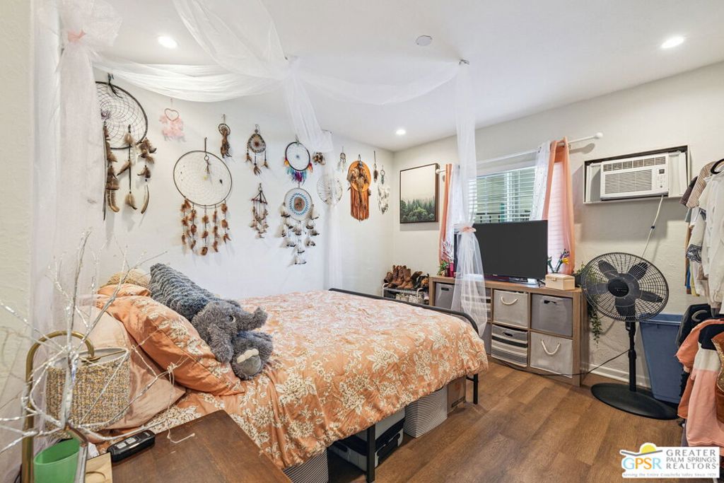 Tahquitz River Estates - Residential Income