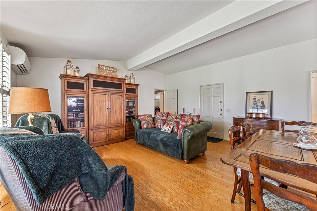 1908 E Walnut Creek Parkway
