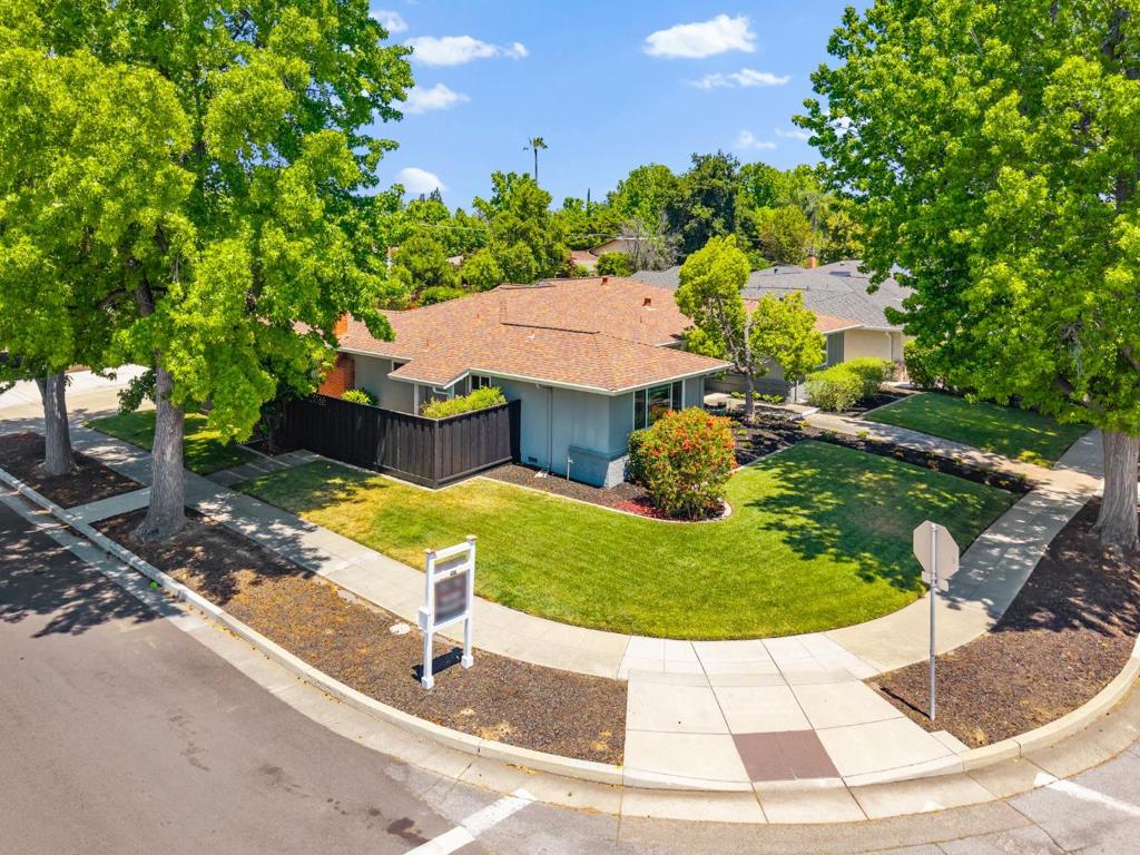 Properties 2 1729 Husted Avenue