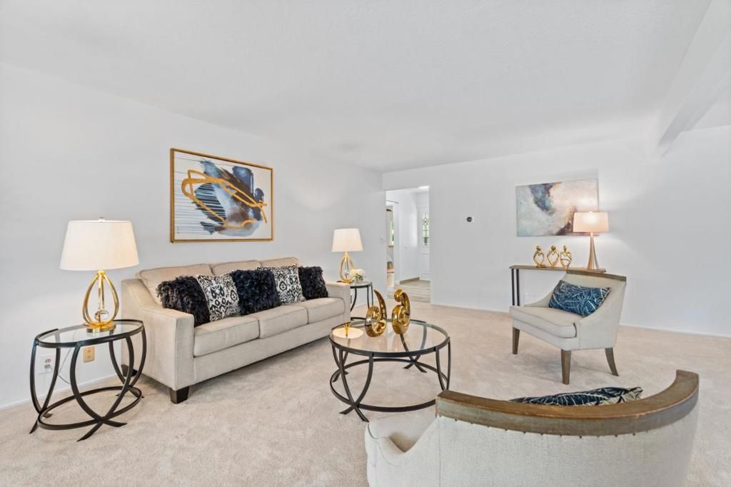 listing image 130727570517138371111