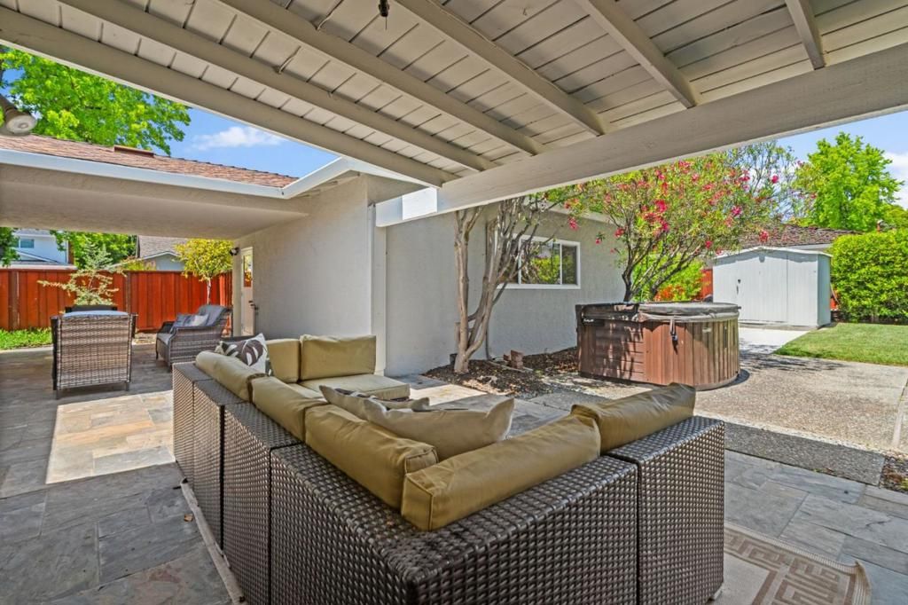 listing image 130723099024786507853