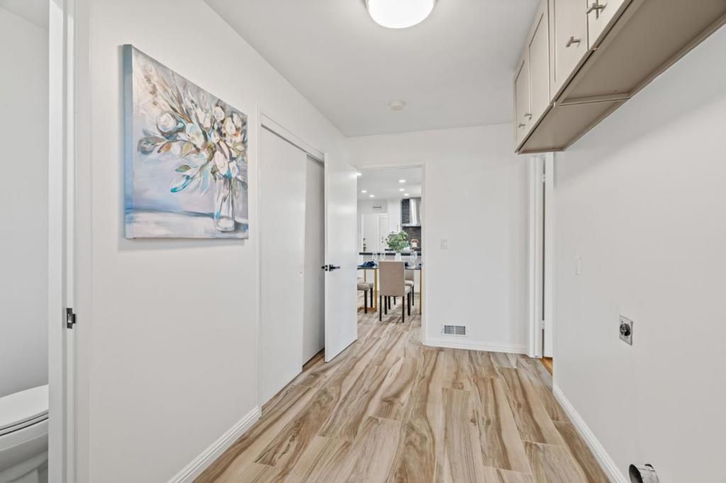listing image 130729263029043016959