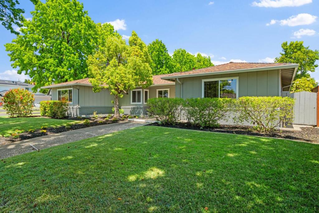 Properties 1 1729 Husted Avenue