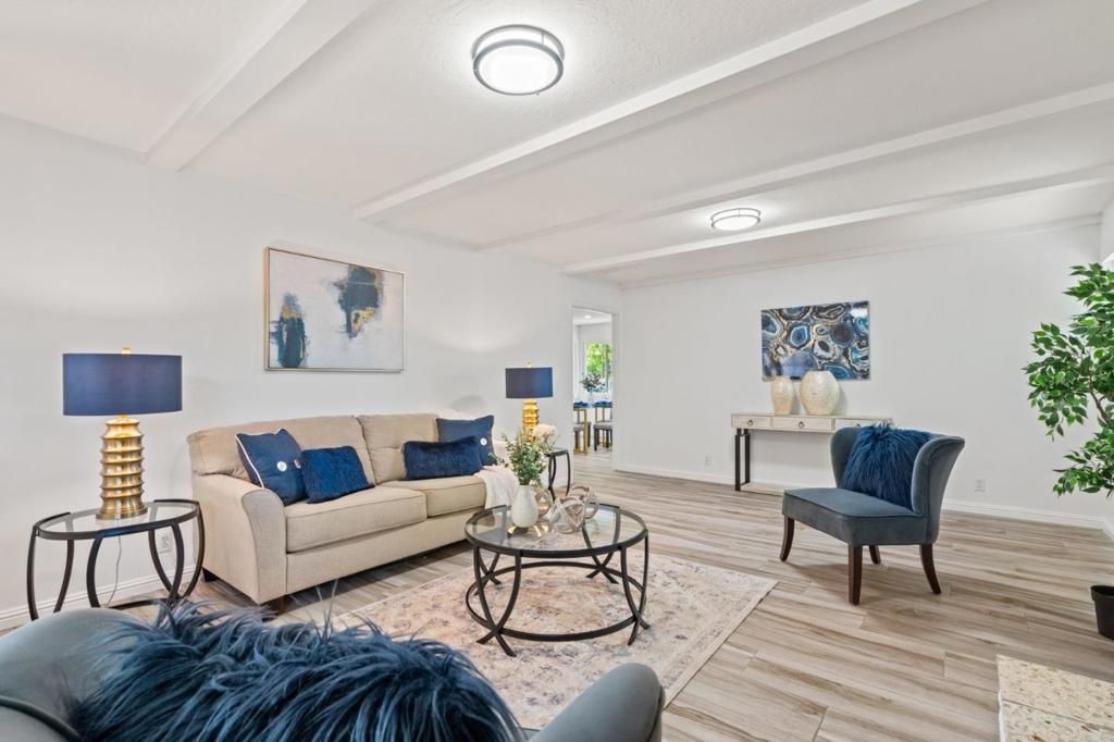 listing image 130724535450859091786